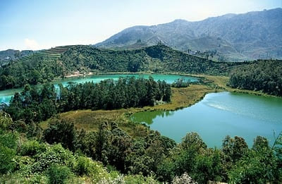 Telaga Warna Dieng: Keajaiban Alam yang Berubah Warna
