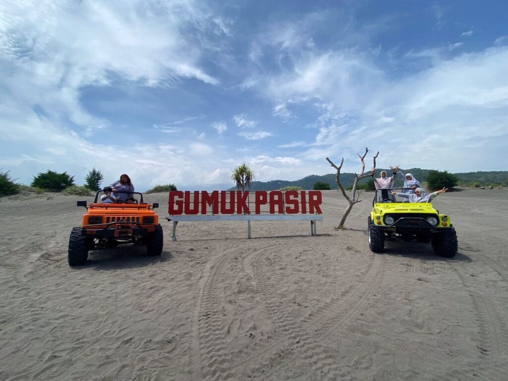Gumuk Pasir Parangkusumo: Destinasi Suasana Yogyakarta