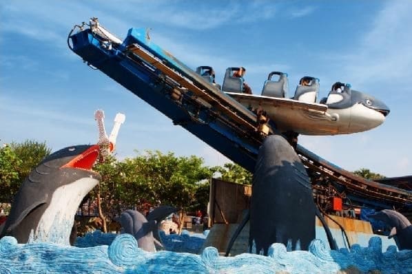 Wisata Bahari Lamongan Destinasi Traveling Konsep Rekreasi