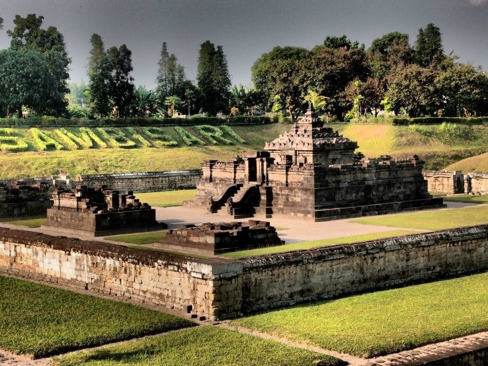 Candi Sambisari Sejarah Bawah Tanah Menawarkan Keunikan