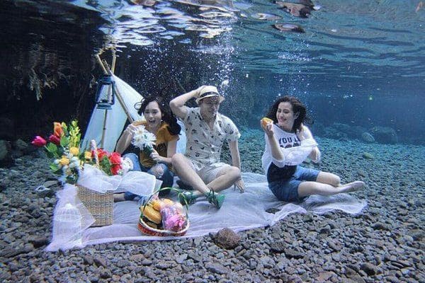 Umbul Manten Traveling Mata Air Alami dengan Nuansa Romantis